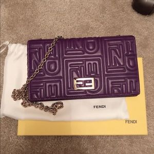 Fendi wallet on chain 7.5”4.5”0.5”